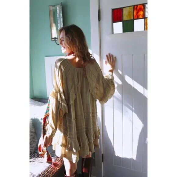FREE PEOPLE Tamasi Ruffle Tunic in Lichen Size Small - Picture 2 of 12